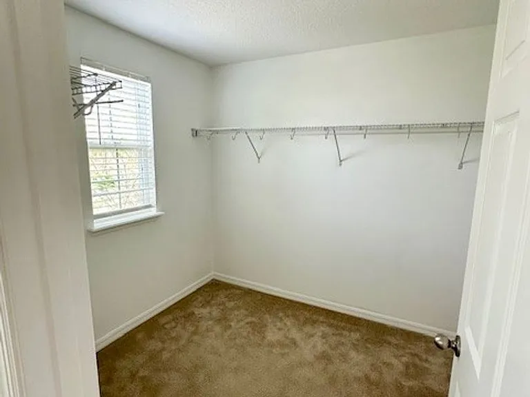 8642 Powder Ridge Trl — Photo 21