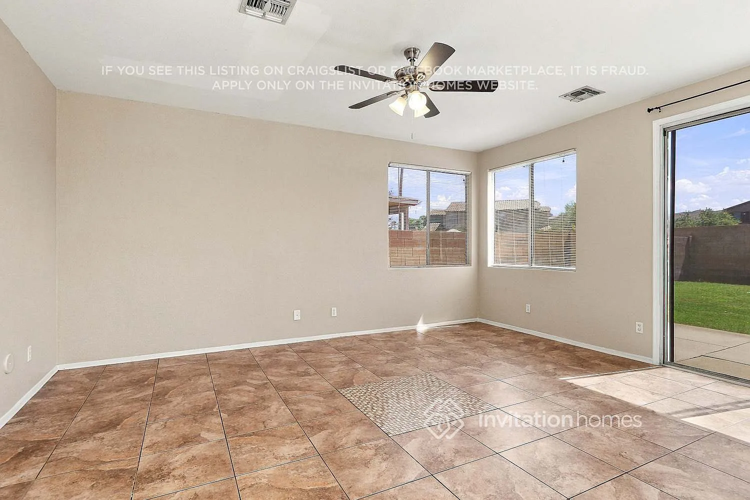 3219 W Maldonado Rd Phoenix, AZ 85041 — Photo 4