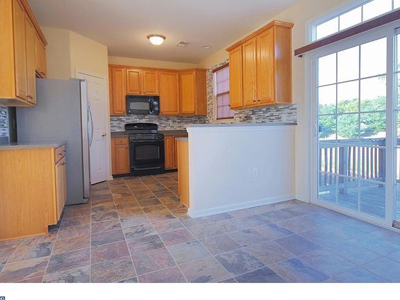 3rd image of 504 Brandywine Dr