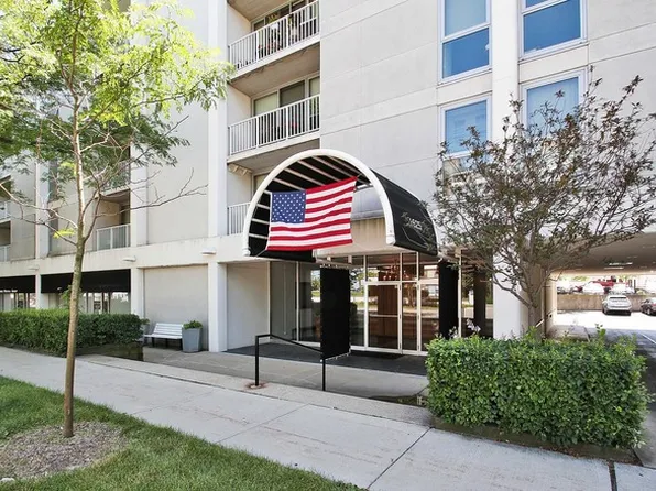 1625 Sheridan Rd Unit 403, Wilmette, IL 60091