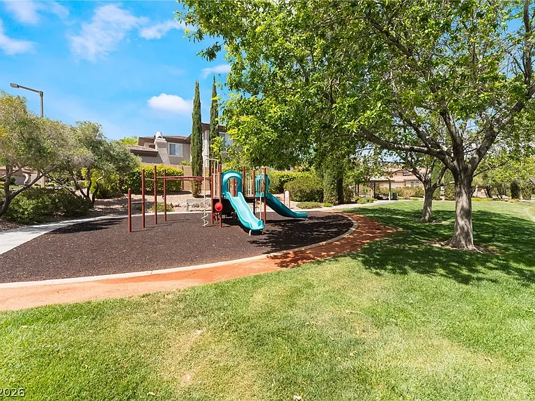224 Uccello Dr — Photo 46