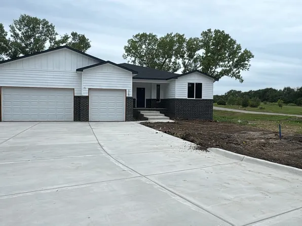 115 South Hbr, Valley Center, KS 67147