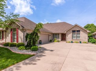 711 Willowridge Dr, Kokomo, IN