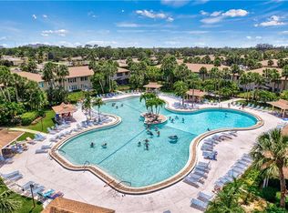 4050 Ice Castle Way APT 7, Naples, FL 34112