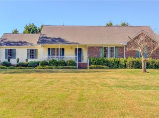 2212 Loflin Farlow Ln, Sophia, NC 27350