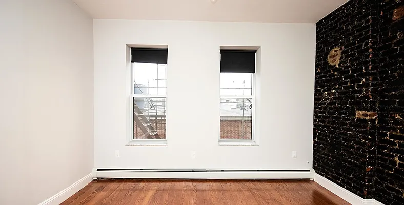 Rented by Compass | media 9