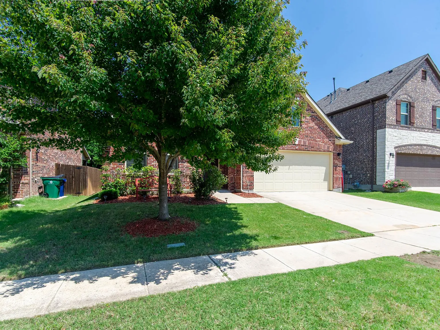 4 bed, 2040 sqft, $2,750 — Photo 3