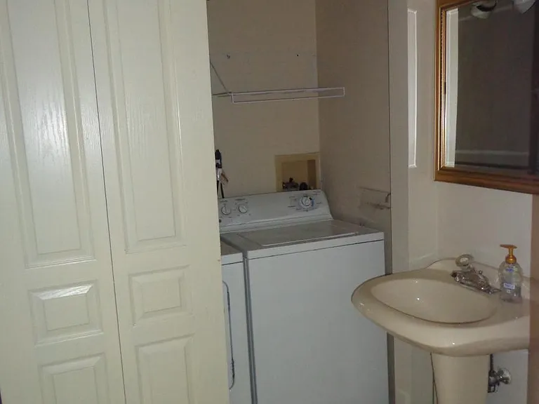 6 Prospect St — Photo 2
