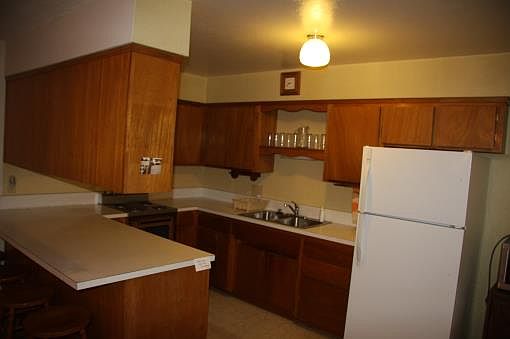 3rd image of 1207 E Avila Ave