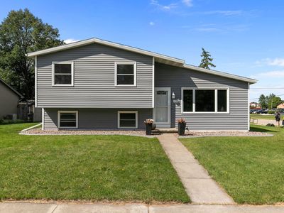1201 Green Acres Ln, Neenah, WI, 54956