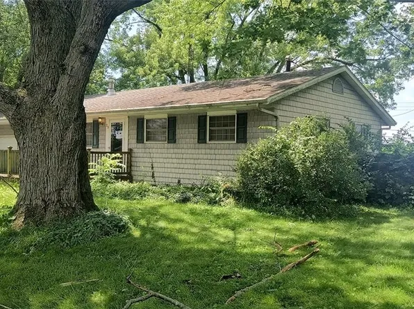 29 Elm St, Jamestown, OH 45335