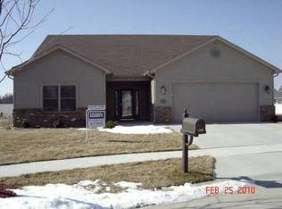 1345 W Alpine Ct, Decatur, IL 62521