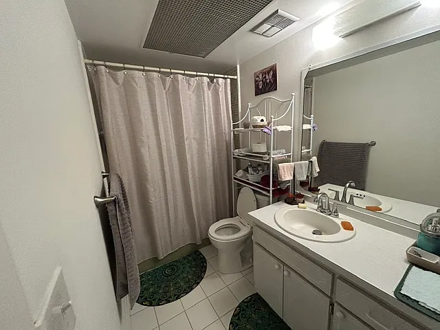 1845 S Highland Ave #10-15 — Photo 16