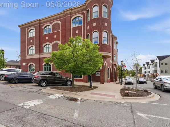 331 E Cady St, Northville, MI 48167
