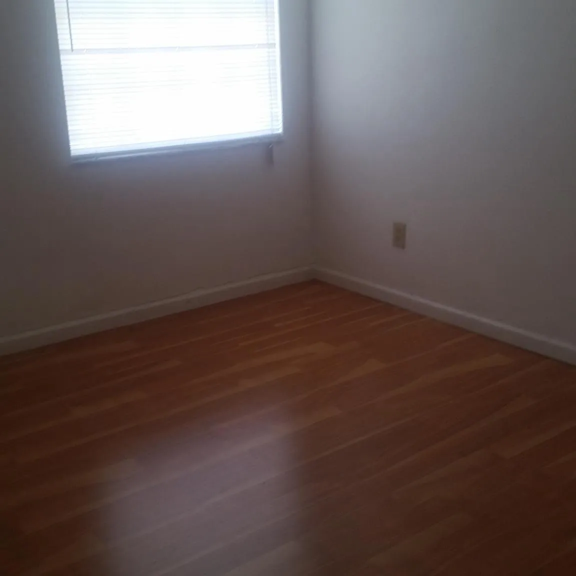 2 bed, 1.5 bath, 1020 sqft, $1,999 — Photo 2