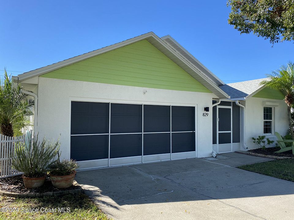 1st image of 829 Villa Dr