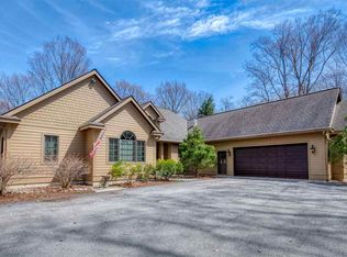 9490 S Nottingham Dr, Traverse City, MI 49684