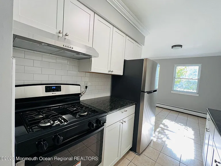14 Windsor Ter #E — Photo 15