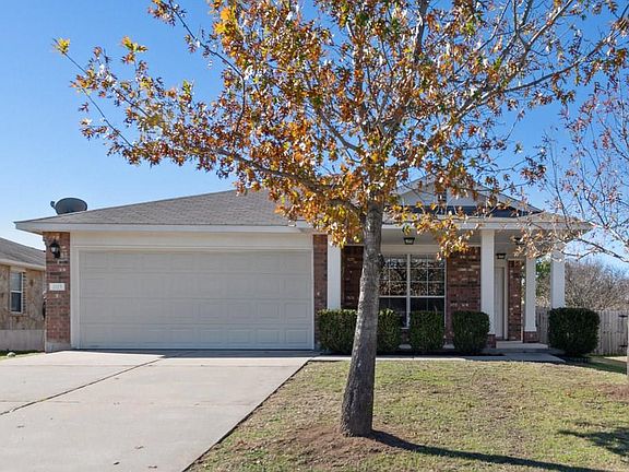 2nd image of 1115 Whitley Dr