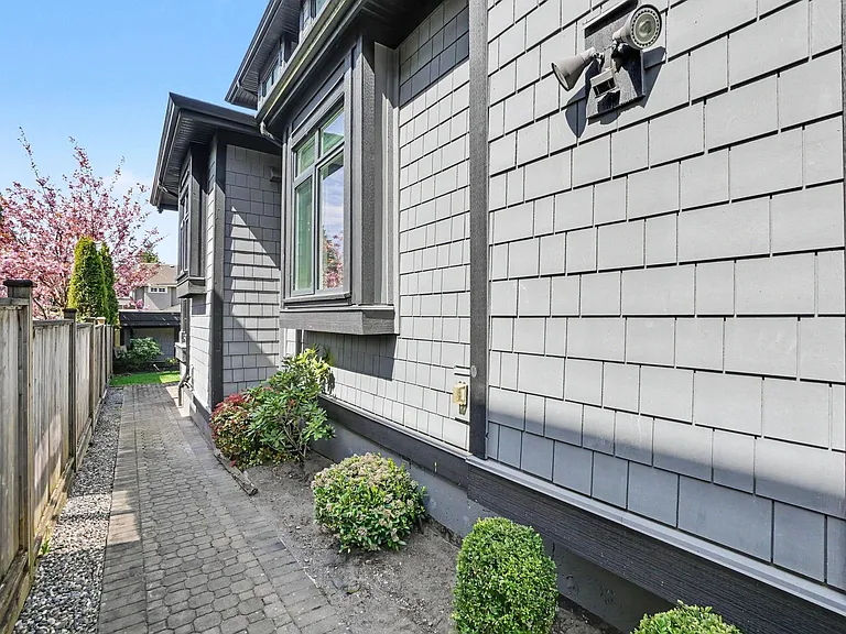 4433 Wallace St — Photo 38