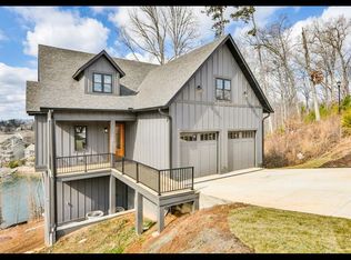 478 Kensington Cir, Seneca, SC 29672