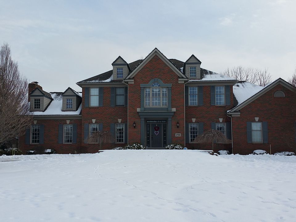 4706 North Ridge Drive