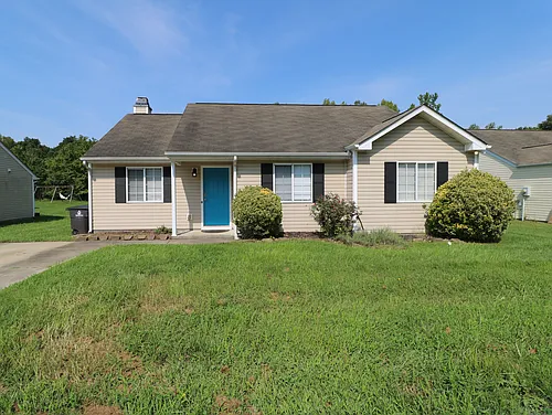 2640 Stratford Lake Rd Photo 1