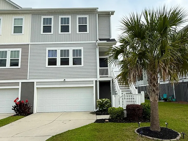 219 Winding River Dr — Photo 3