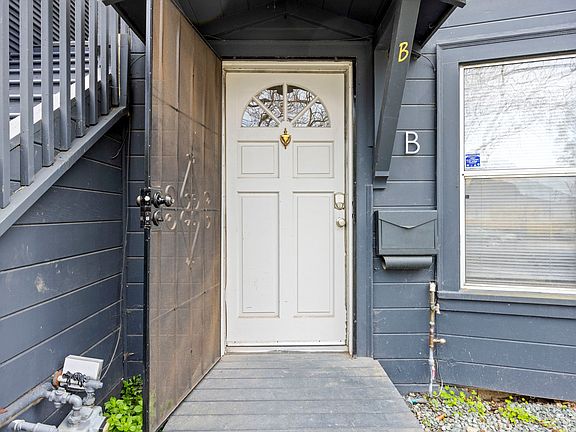 2nd image of 1015 47th St #B