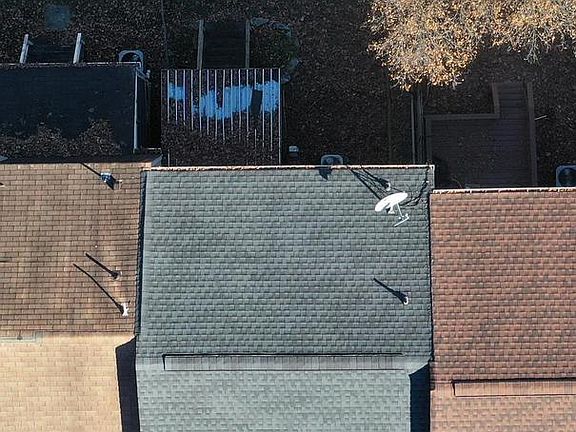 4th image of 143 Buckingham Dr