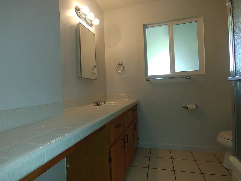 4184 Sherwood Ct — Photo 7