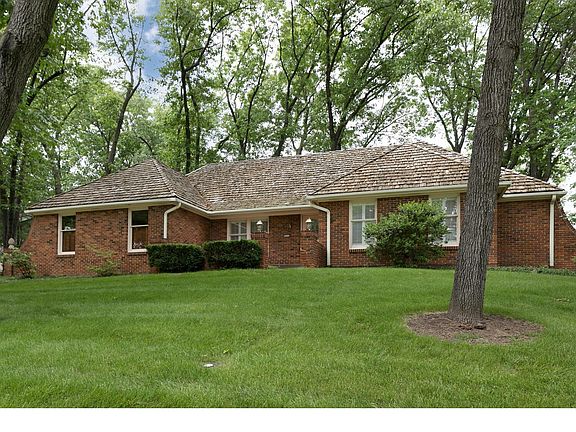 2nd image of 1533 Greening Ln