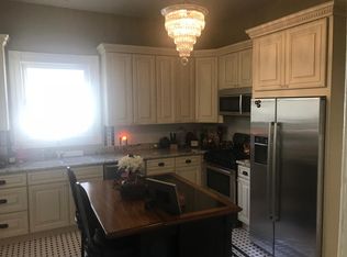 820 28th St, Sacramento, CA 95816