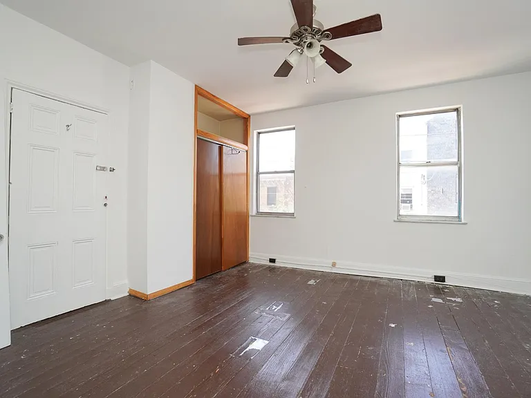 1527 S 10th St — Photo 10