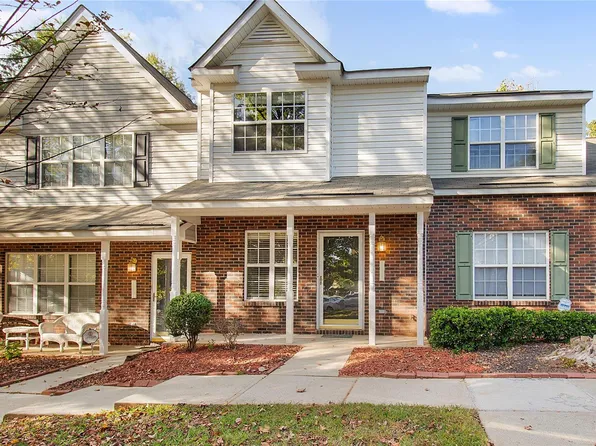 7653 Petrea Ln, Charlotte, NC 28227