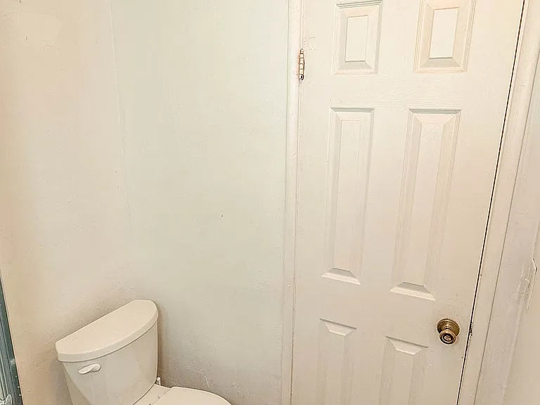 703 Woodrow Ave — Photo 10