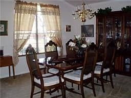 2nd image of 2826 Salt River Ct