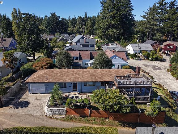 2nd image of 1391 Bayview St