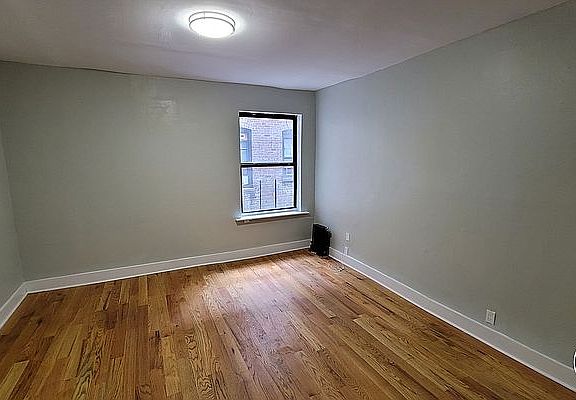 4th image of 3138 Bailey Ave APT 4D