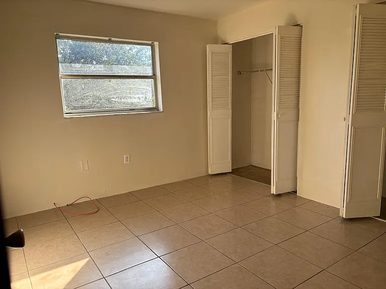 2500 Harn Blvd — Photo 4