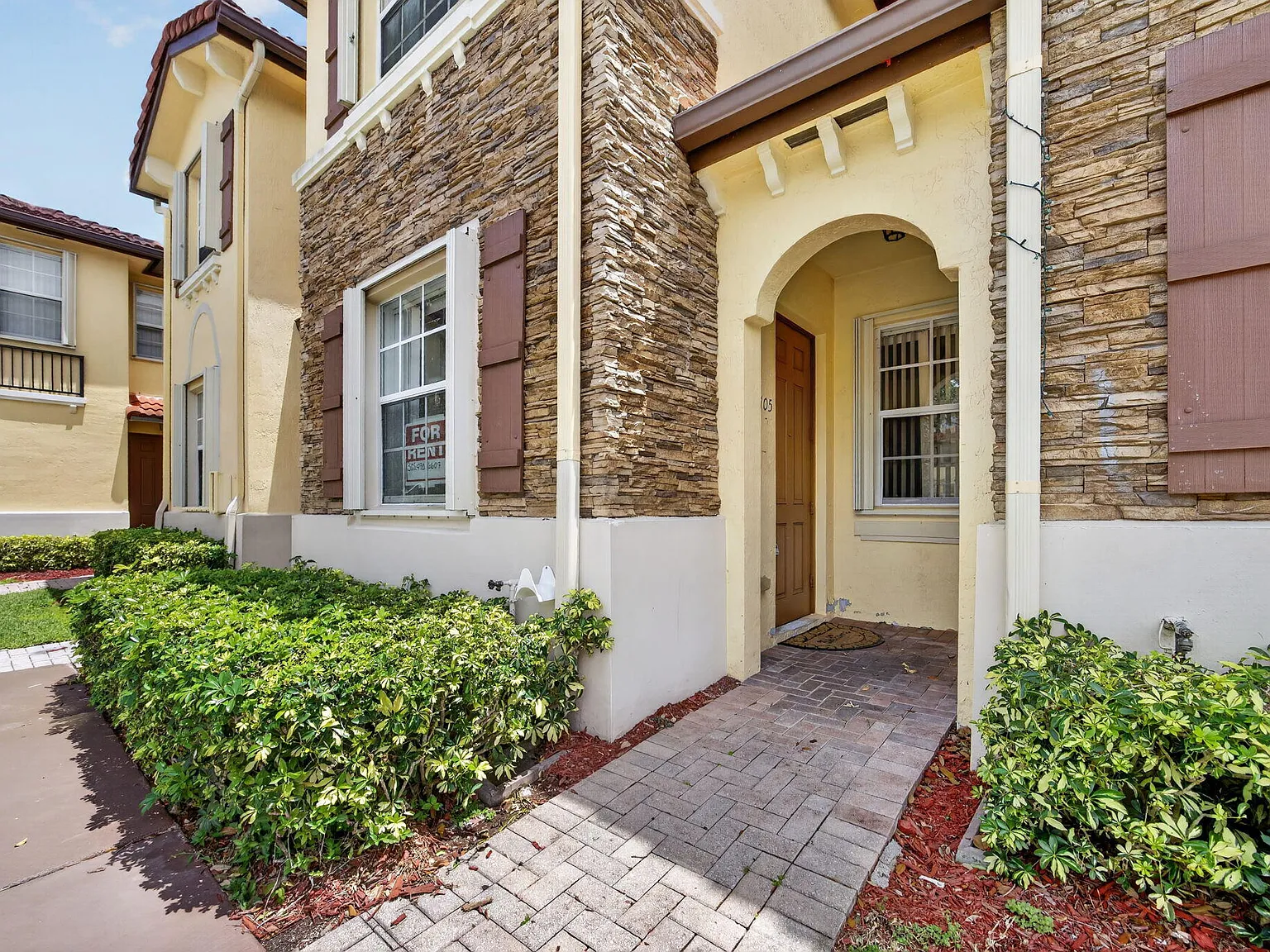 Villas at Carmel — Photo 1