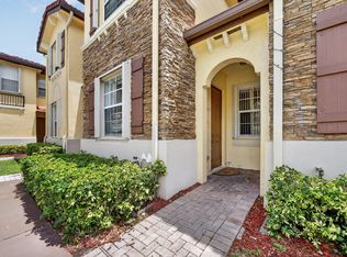 1575 NE 33rd Ave Unit 105, Homestead, FL 33033