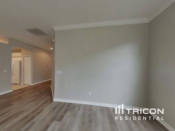 4th image of 1824 Raven Glen Dr