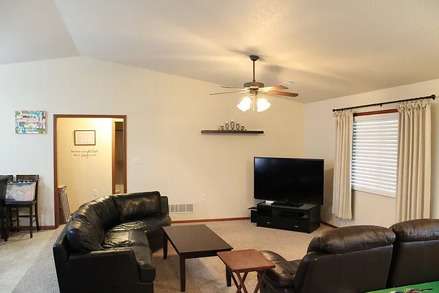 900 Highland Ridge Dr — Photo 5