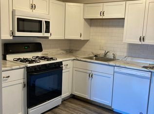 18th St Apartments, Perry, IA 50220