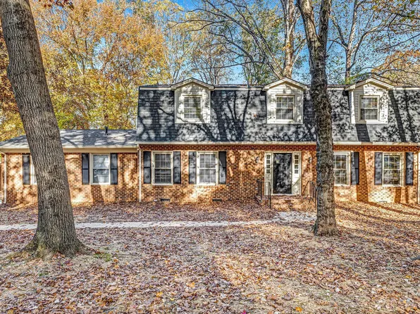 7124 Chapparall Ln, Charlotte, NC 28215