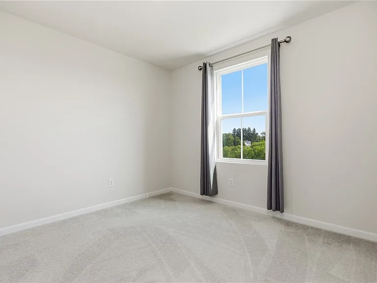 309 Arden Dr — Photo 32