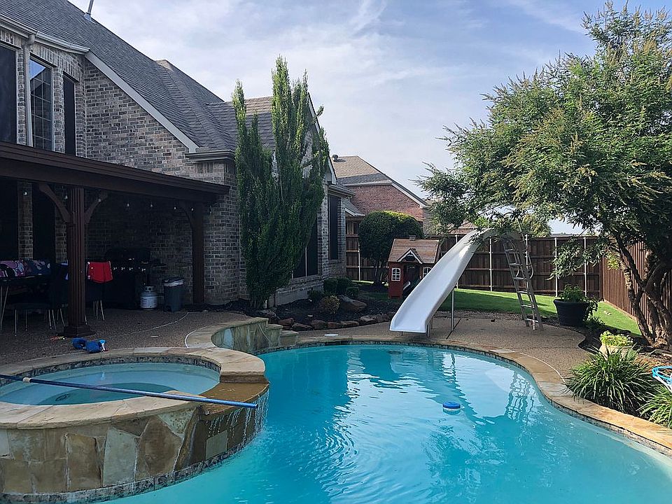 1st image of 10957 Breezewood Dr