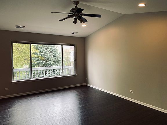 4th image of 210 Wethington Dr Unit D