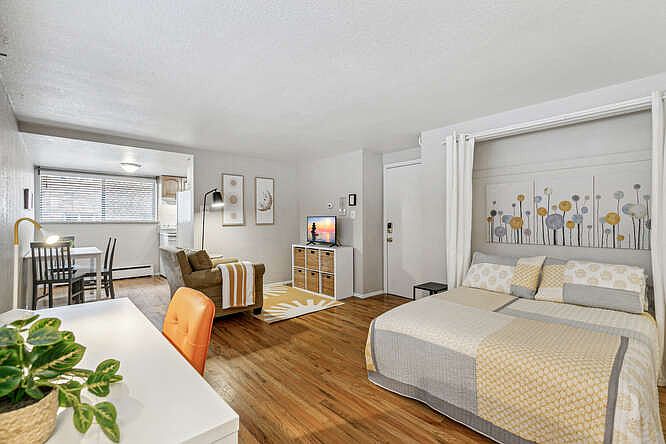 1st image of 1063 N Clarkson St APT 3